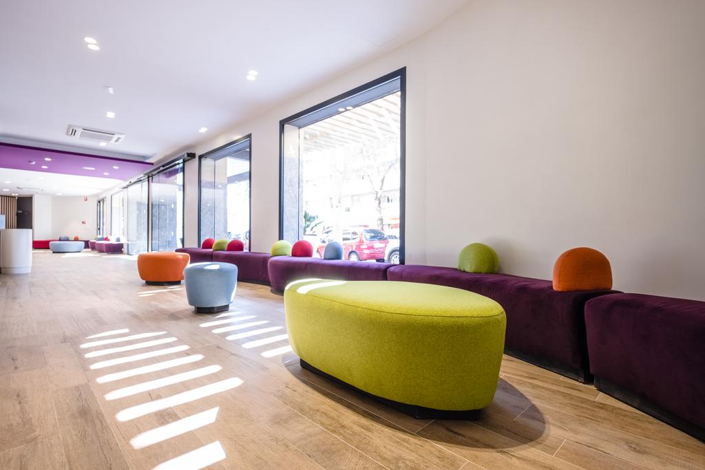 California Apts 1* суреті