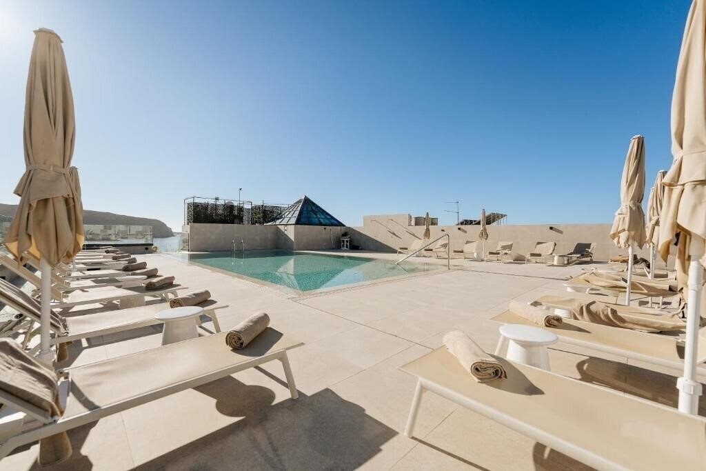 Отель Labranda Reveron Plaza (Adults Only) 4*