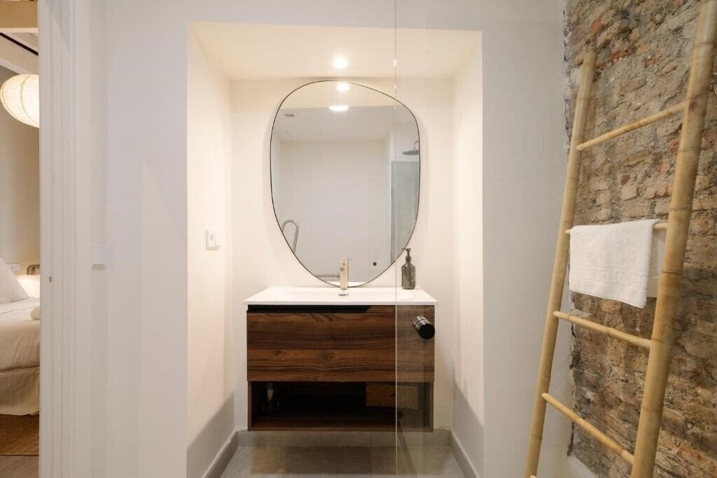 Фото Cream Boutique Málaga (ex. Malaga Hostel Boutique) 3*