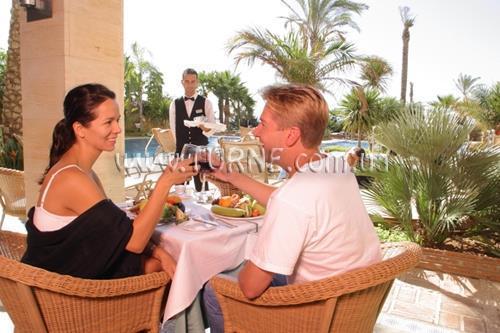 Expat dating Marbella