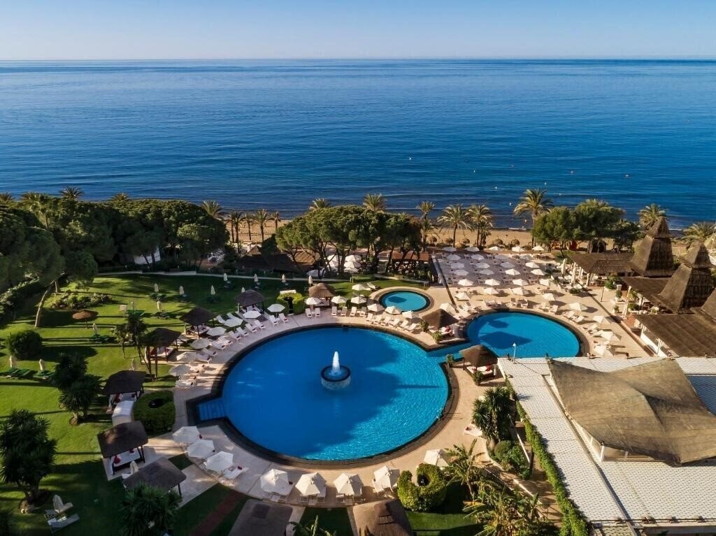 Отель Gran Melia Don Pepe 5*