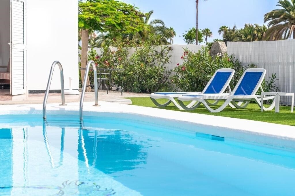 Bungalows Las Almenas 2* қонақ үйі