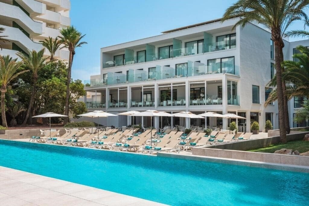 Изображение Iberostar Waves Cala Millor (ex. Iberostar Cala Millor Park) 4*