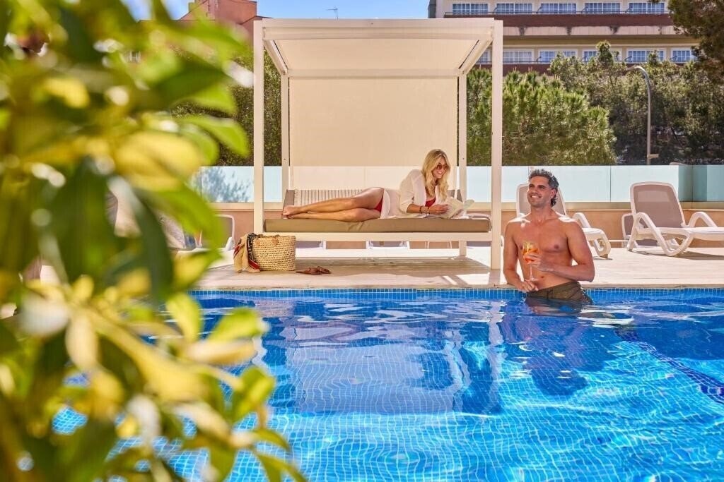 Hotel Fenix 3* қонақ үйі