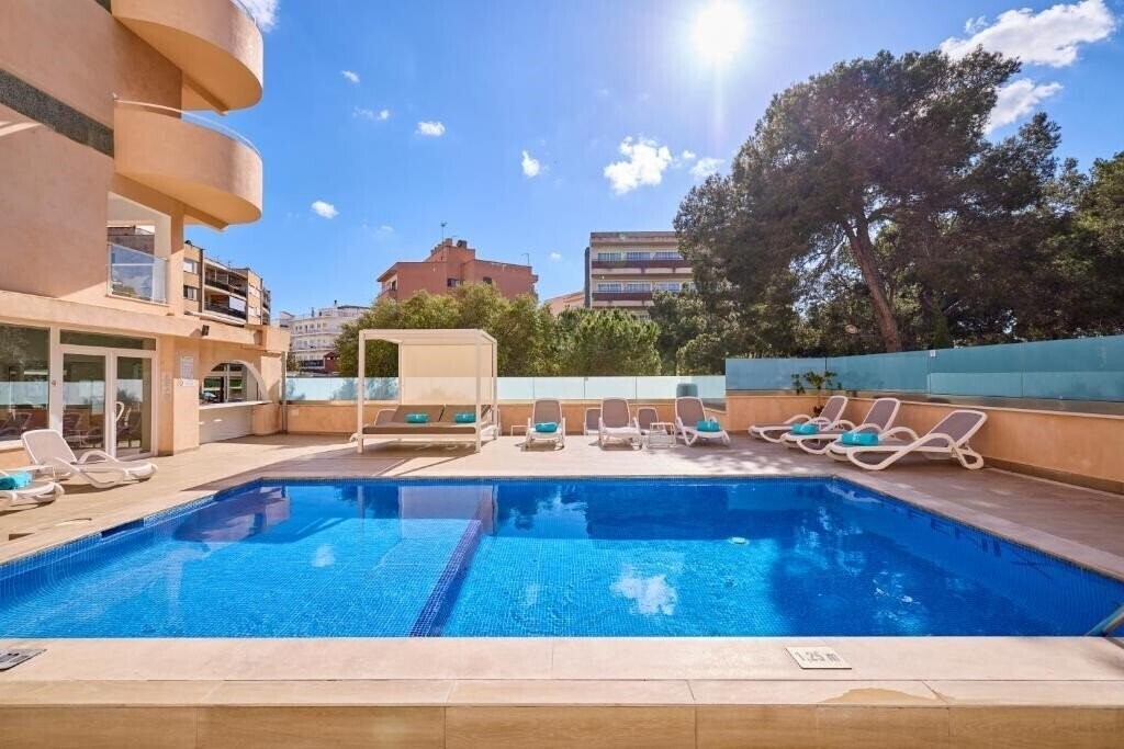 Hotel Fenix 3* суреті