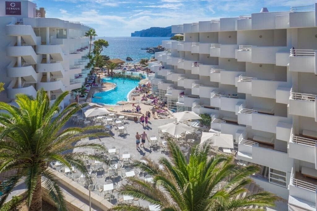 Изображение Hotel Fergus Style Cala Blanca Suites 4*