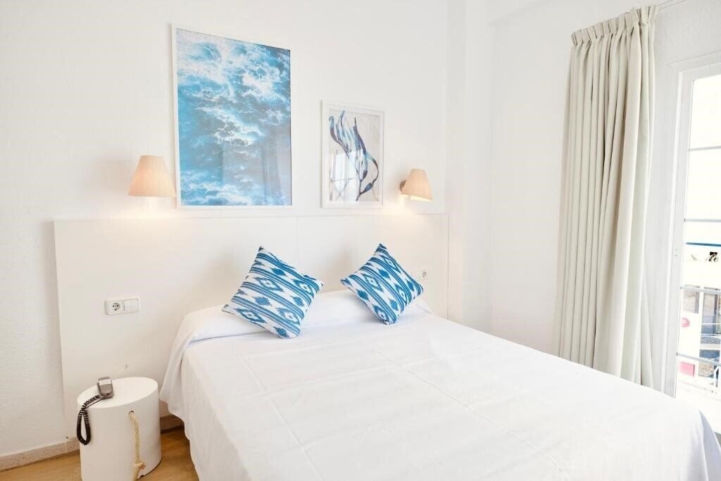 Js Horitzo Hotel 3* суреті