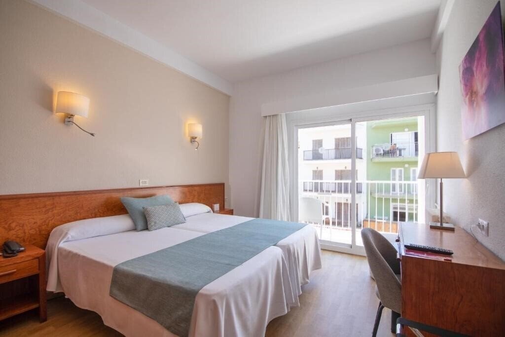 Фотография Hotel Js Sol De Can Picafort 3*