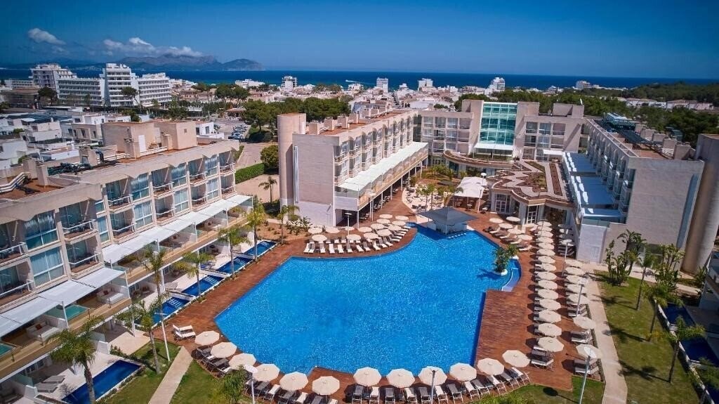 Eix Alzinar Mar 4* қонақ үйі