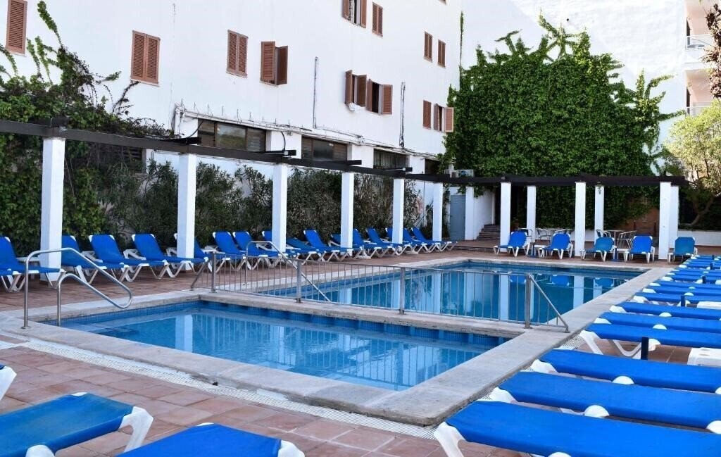 Изображение Apartamentos Arcos Playa 1*