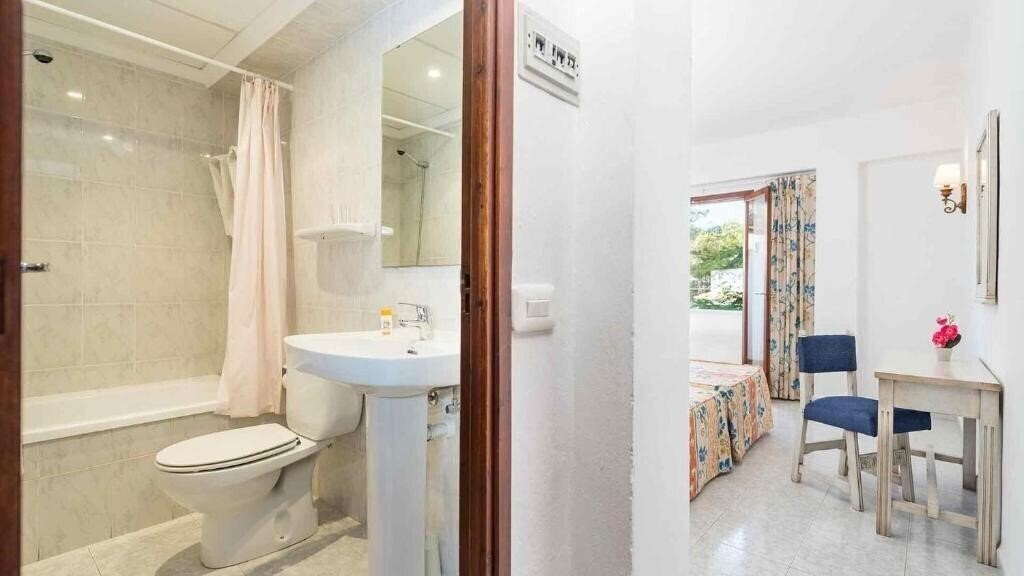 Hostal San Francisco 1* фотосуреті