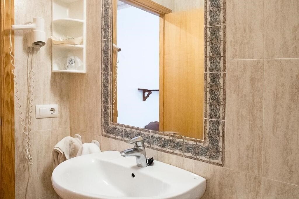 Geminis 3* фотосуреті