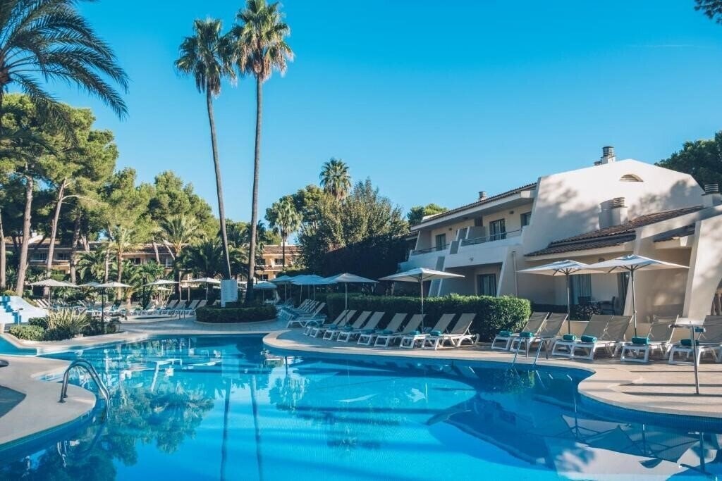 Отель Iberostar Pinos Park 4*