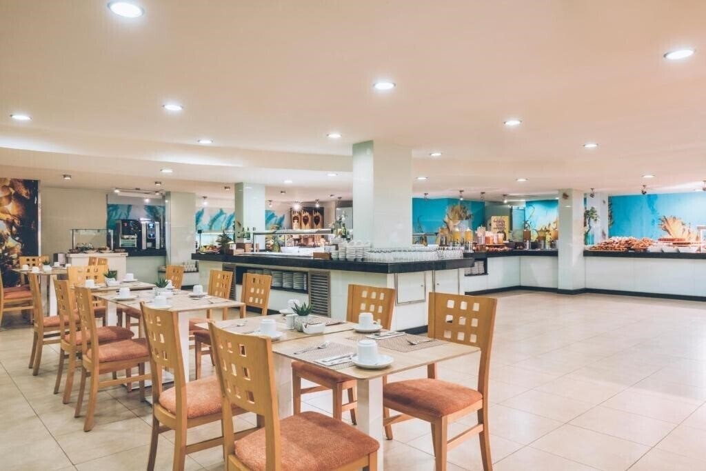 Картинка Iberostar Pinos Park 4*