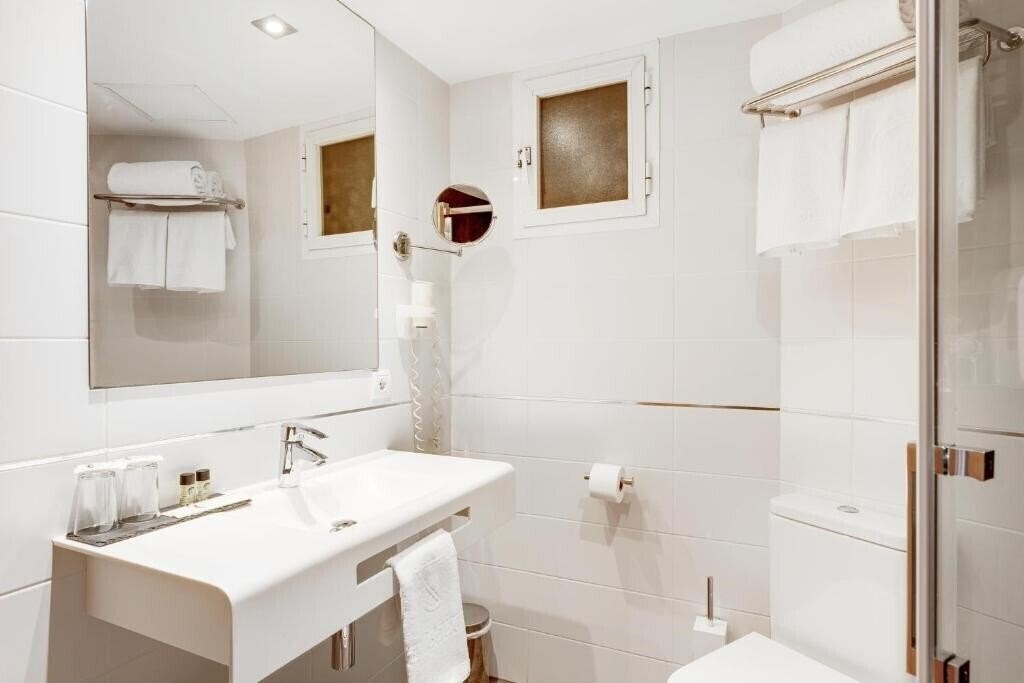 Фотография Abelux 2*