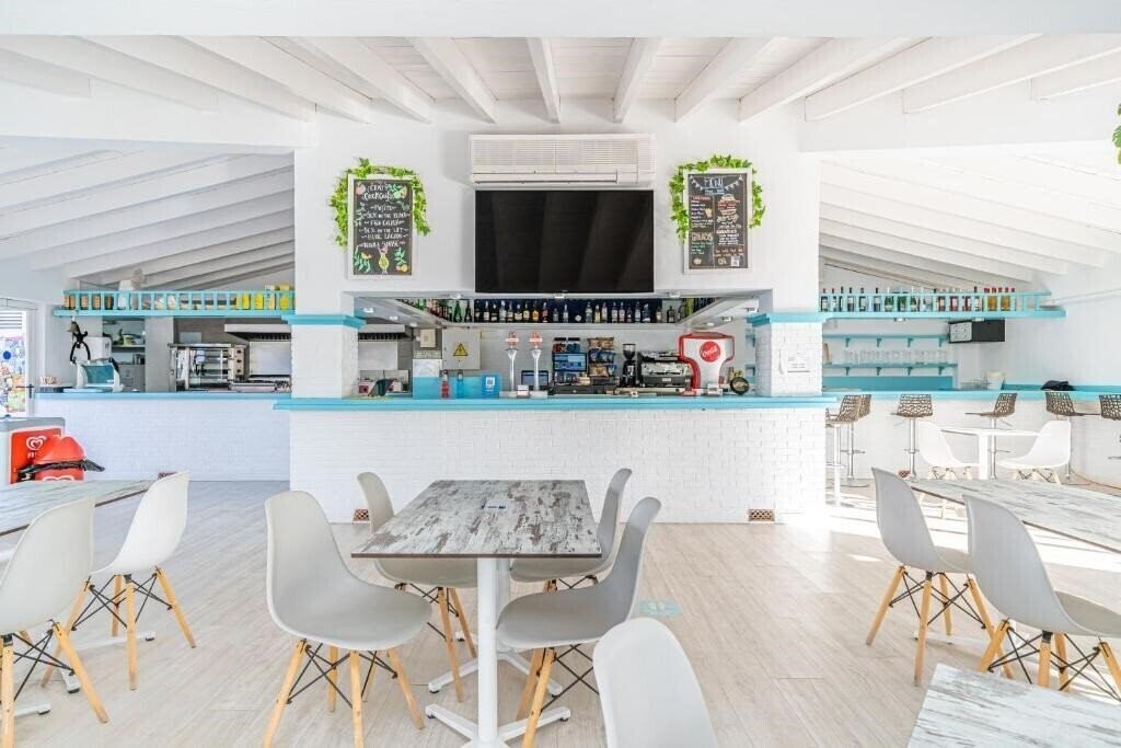 Картинка Apartamentos Holiday Center 2*