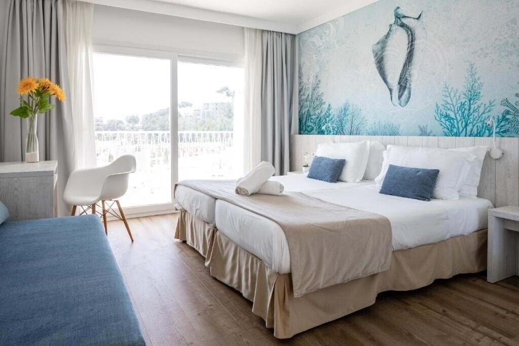 TORA HOTEL 3* фотосуреті