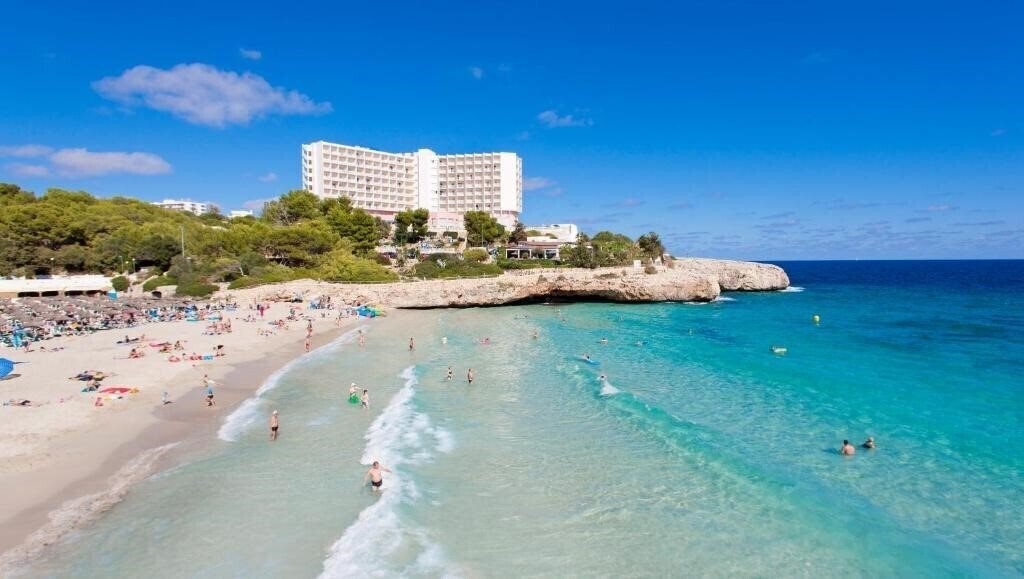 Globales America 4* қонақ үйі