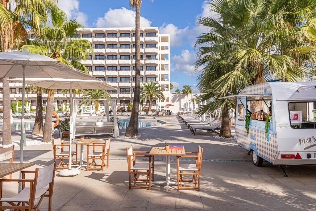 Sol By Melia Alcudia 3* қонақ үйі