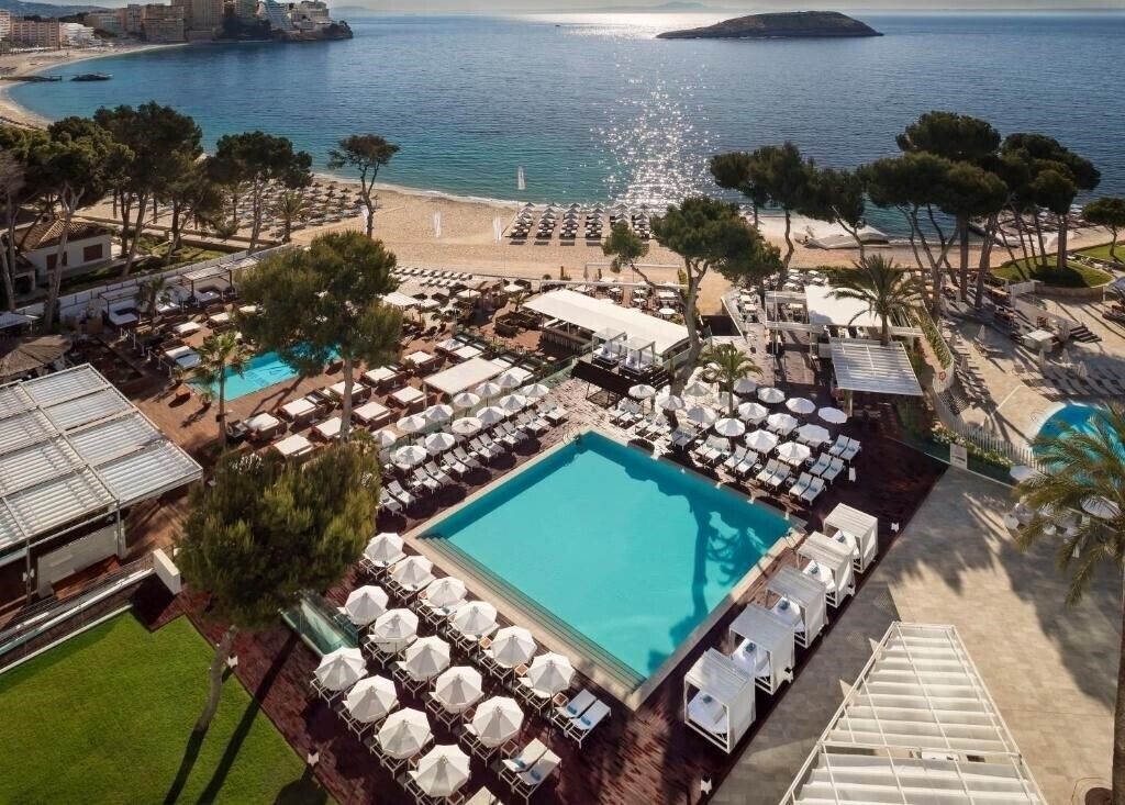 Отель Melia South Beach (ex.  Me Mallorca) 4*