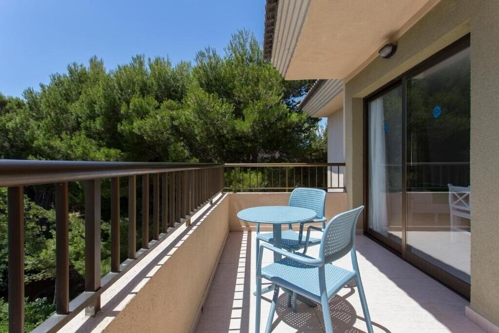 Guya Wave 3* суреті