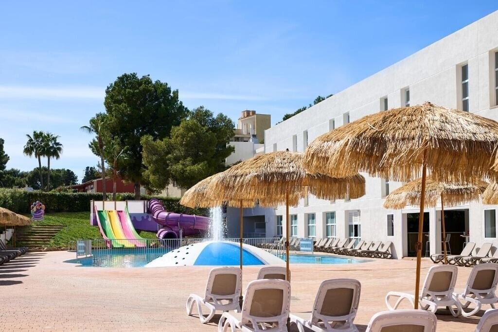 Fergus Club Palmanova Park 4* суреті