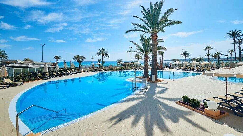 Hipotels Mercedes Aparthotel 4* қонақ үйі