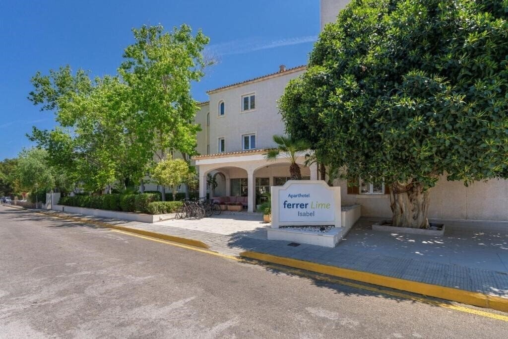 Фото Ferrer Isabel Aparthotel апартаменты