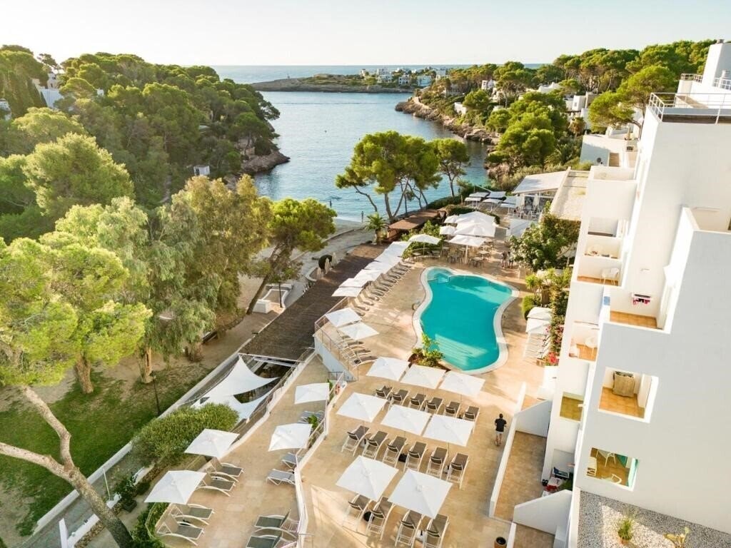 Hotel Cala Dor 3* фотосуреті
