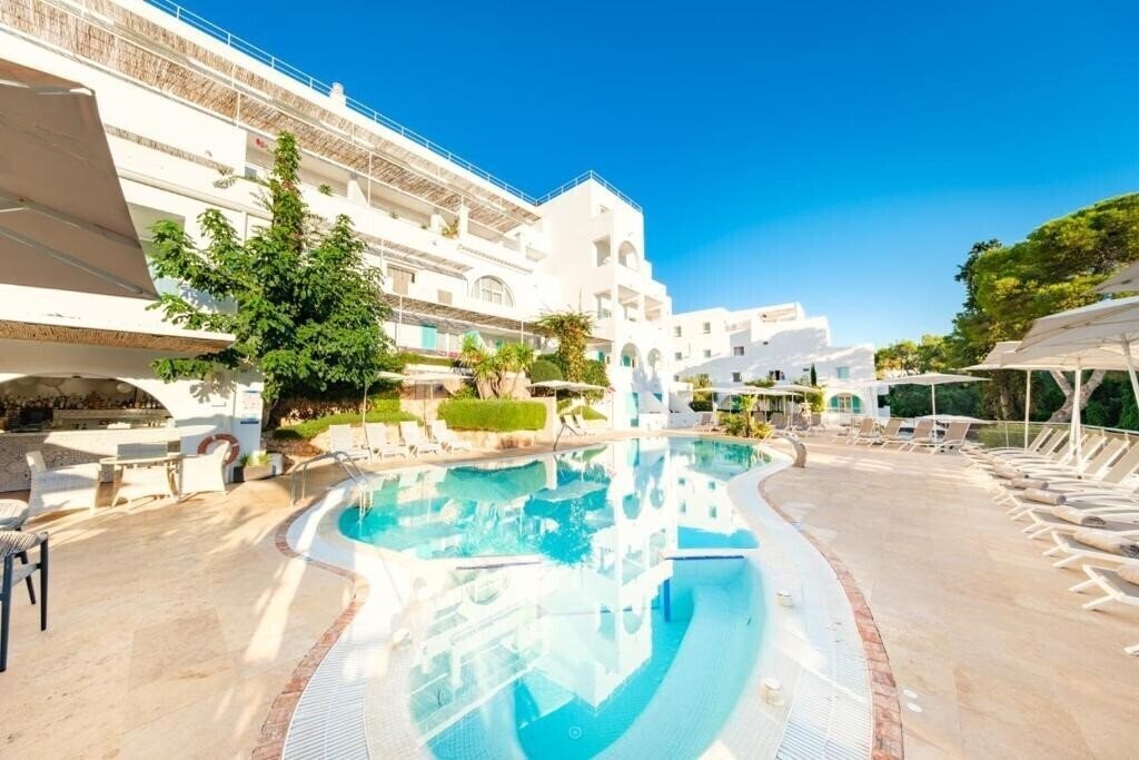 Hotel Cala Dor 3* суреті