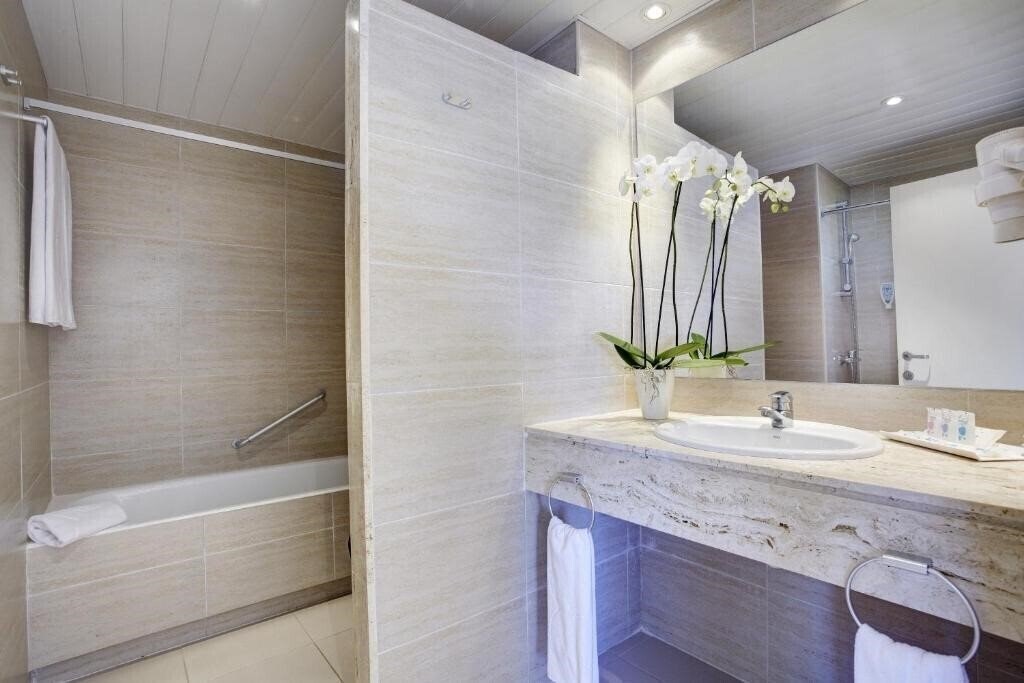 Grupotel Mallorca Mar (ex. Tui Blue Grupotel Mallorca Mar) 4* фотосуреті