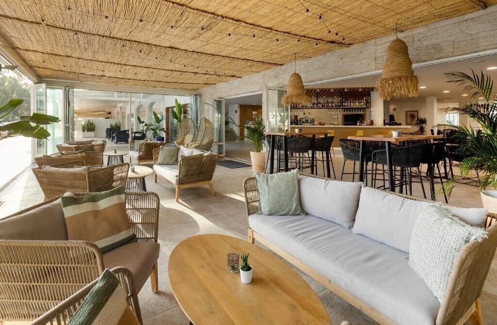 Universal Aparthotel Elisa 4* фотосуреті