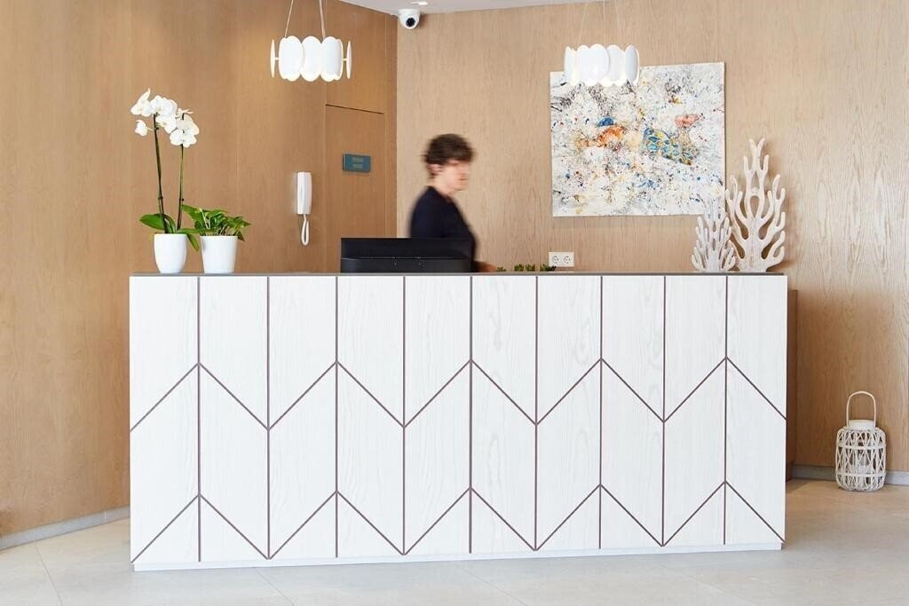 Universal Aparthotel Elisa 4* суреті