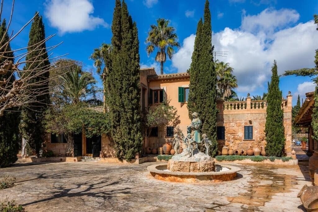 Картинка Es Revellar Art Resort 4*