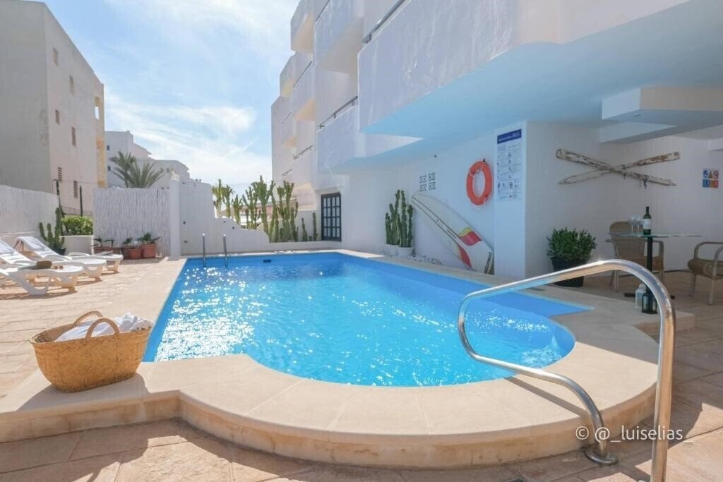 Apartamentos Ibiza 3* фотосуреті