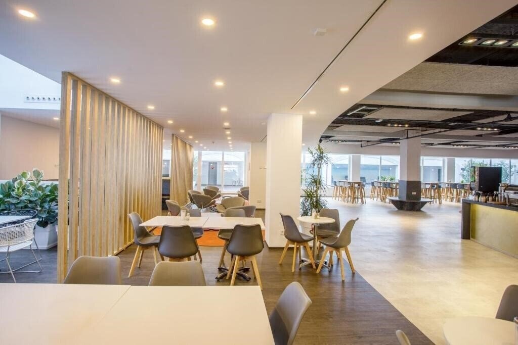 Planet One 3* суреті