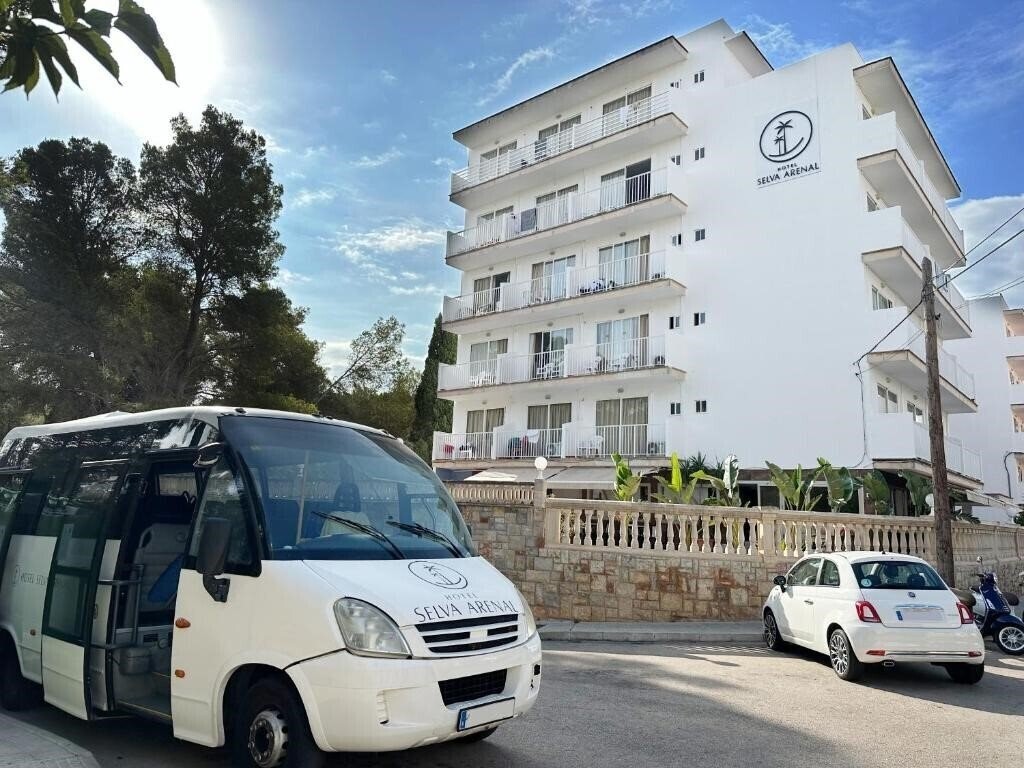 Отель Selva Arenal 2*