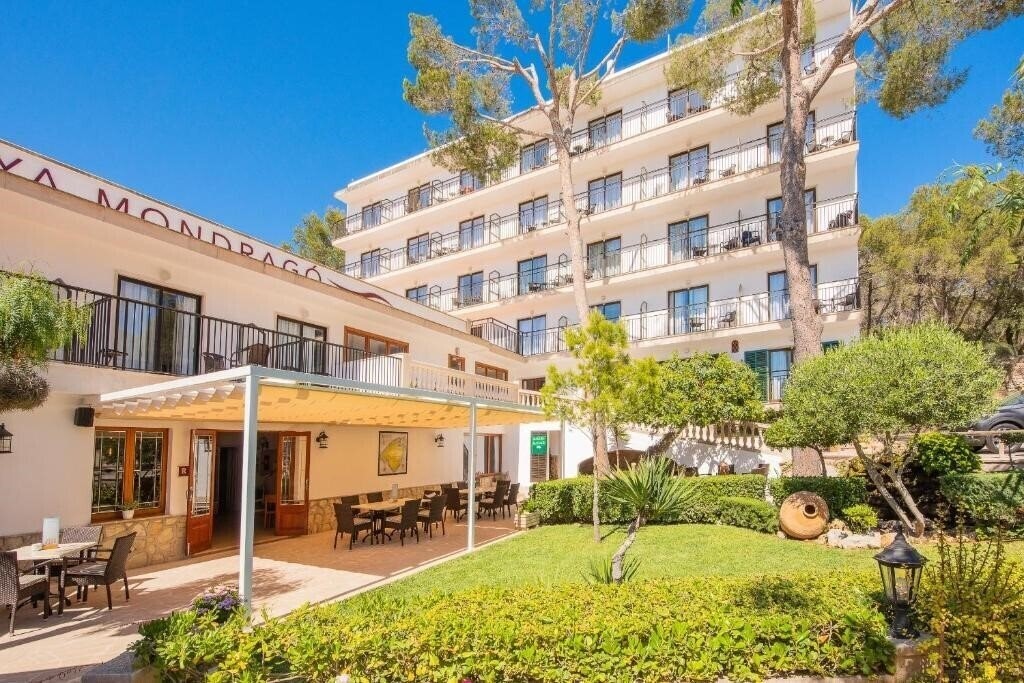 Hotel Apts Playa Mondrago 3* суреті