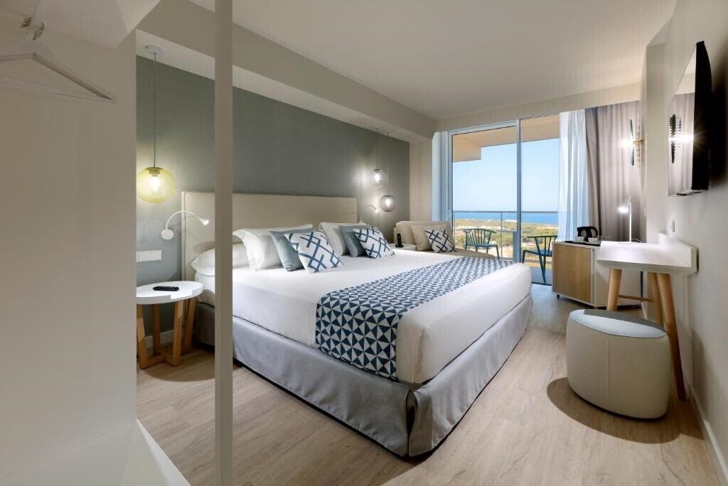 Palladium Menorca 4* суреті