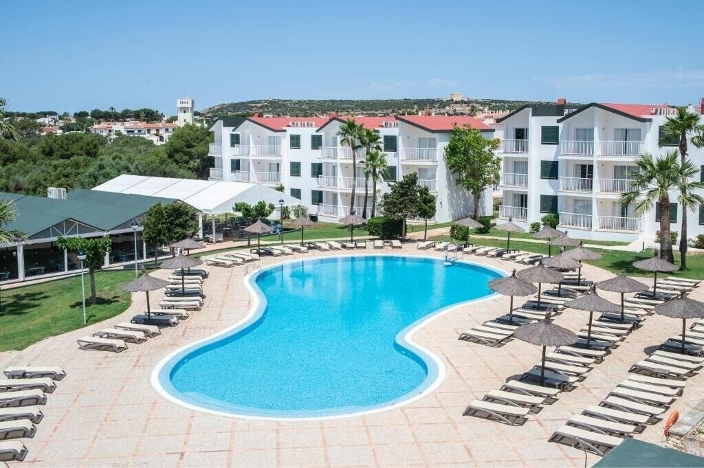 Pierre Vacances Apartamentos Menorca Club Blanes 3* қонақ үйі