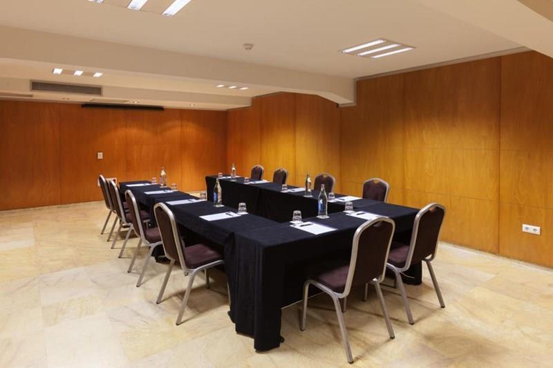 Картинка Barcelo Santa Cruz Contemporaneo 3*