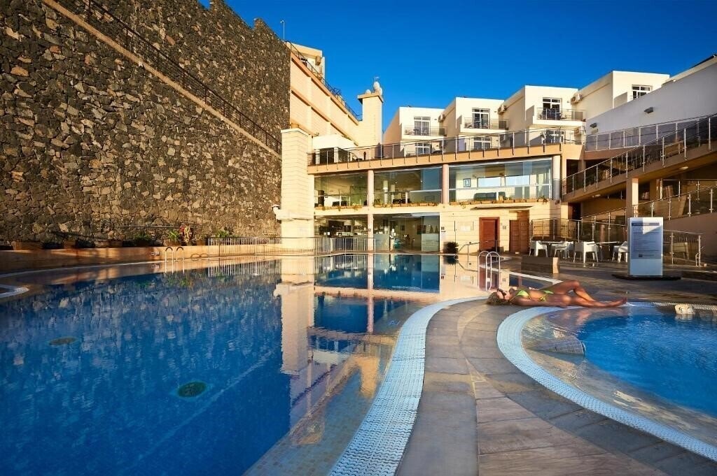 Panoramica Heights 3* суреті