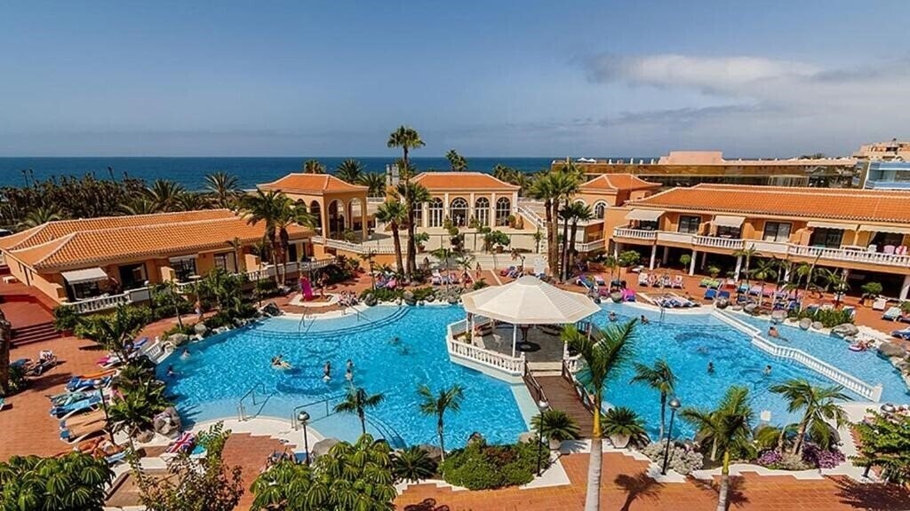 Tenerife Royal Gardens 3* қонақ үйі