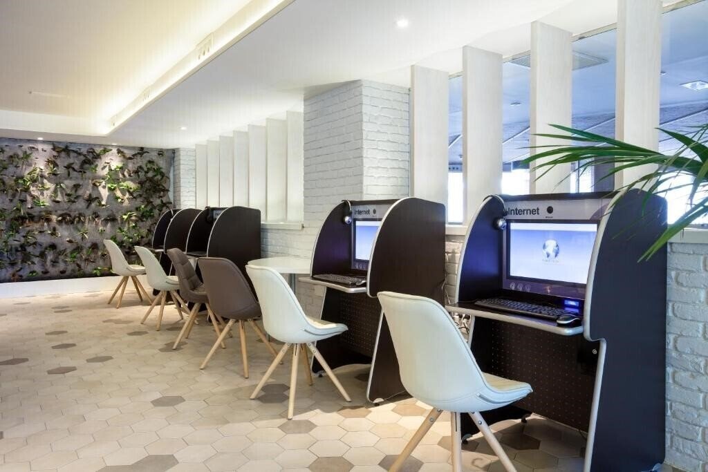 Изображение Tigotan (From 18 Y.O.) 4*