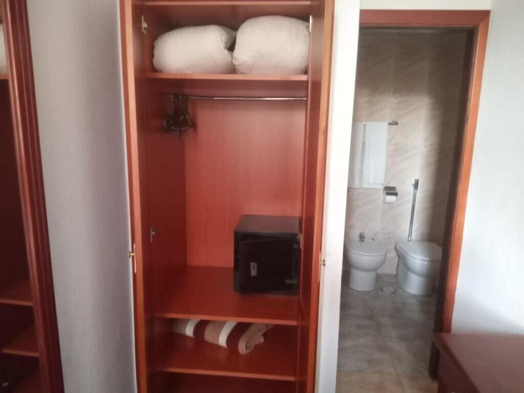 Hotel Tropical 3* суреті