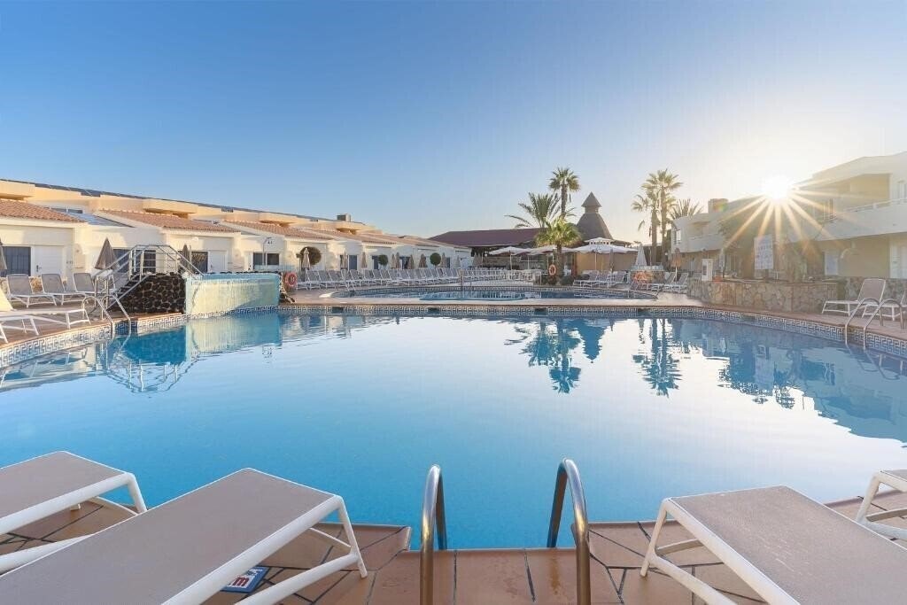 Картинка Arena Suites апартаменты