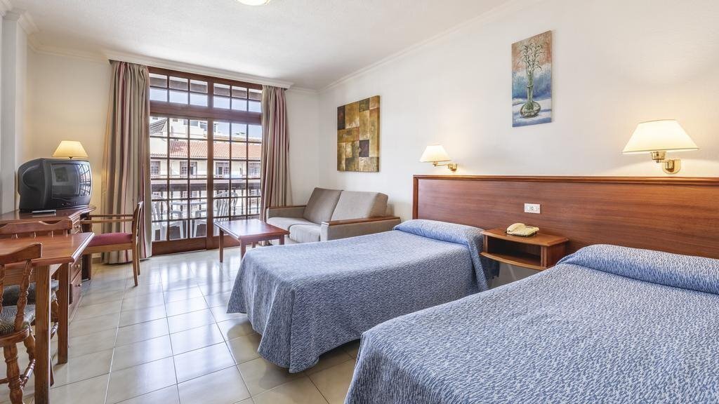 Apartamentos Be Smart Florida (ex. Luabay Florida) 3* фотосуреті