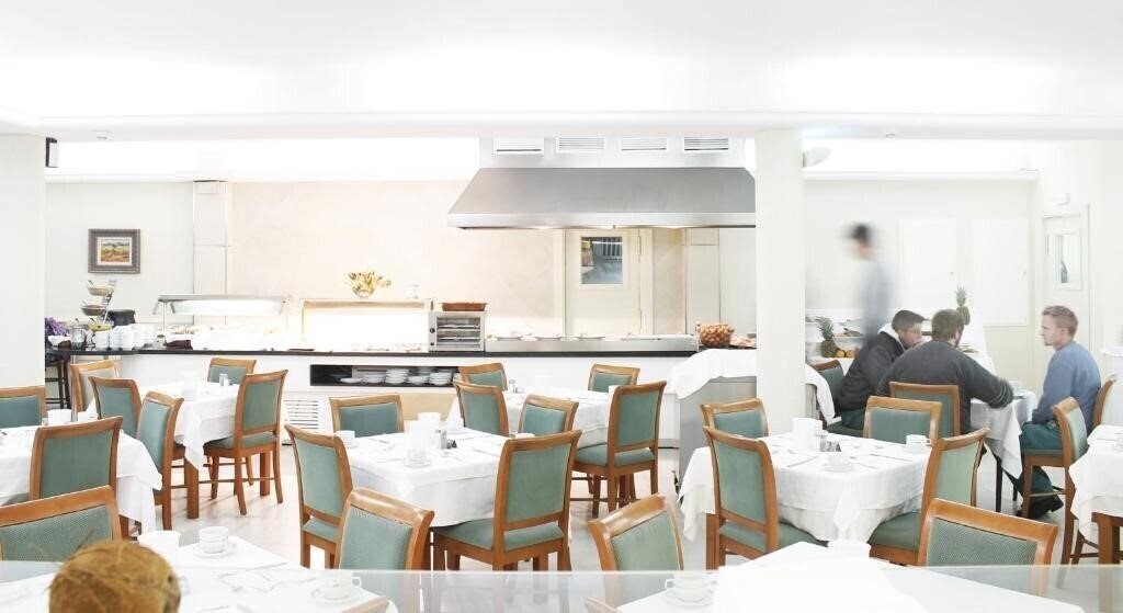 Morlans Garden 3* фотосуреті