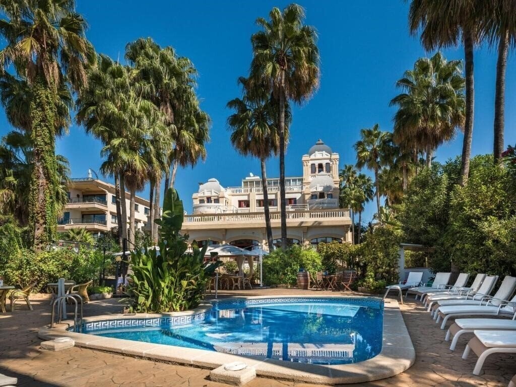 Ciutat Jardi 4* фотосуреті