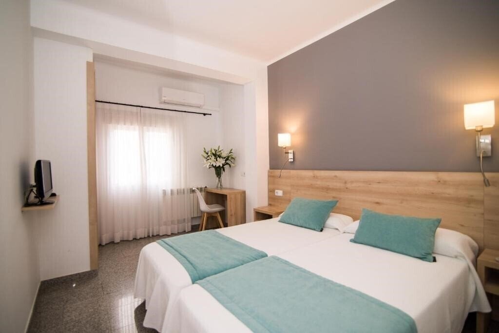 Отель Abelay 2*